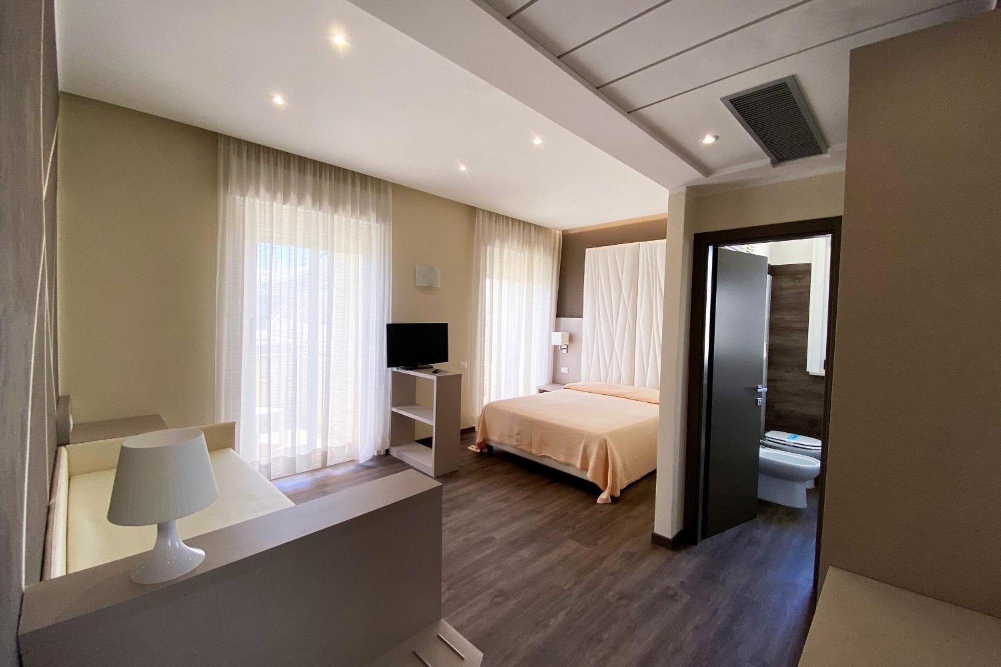 Hotel Benini Milano Marittima Dış mekan fotoğraf