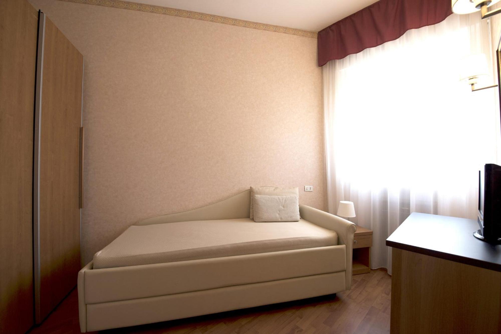 Hotel Benini Milano Marittima Dış mekan fotoğraf