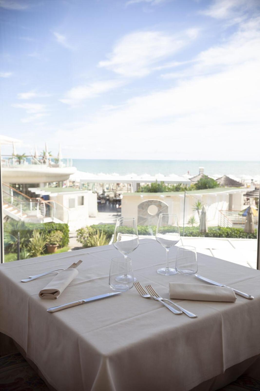 Hotel Benini Milano Marittima Dış mekan fotoğraf