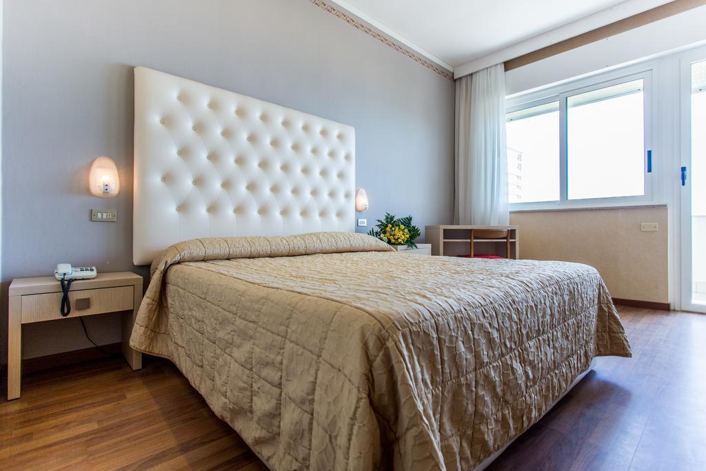 Hotel Benini Milano Marittima Dış mekan fotoğraf