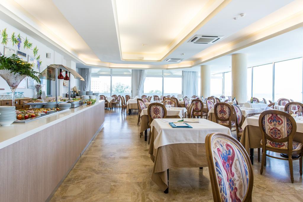 Hotel Benini Milano Marittima Dış mekan fotoğraf