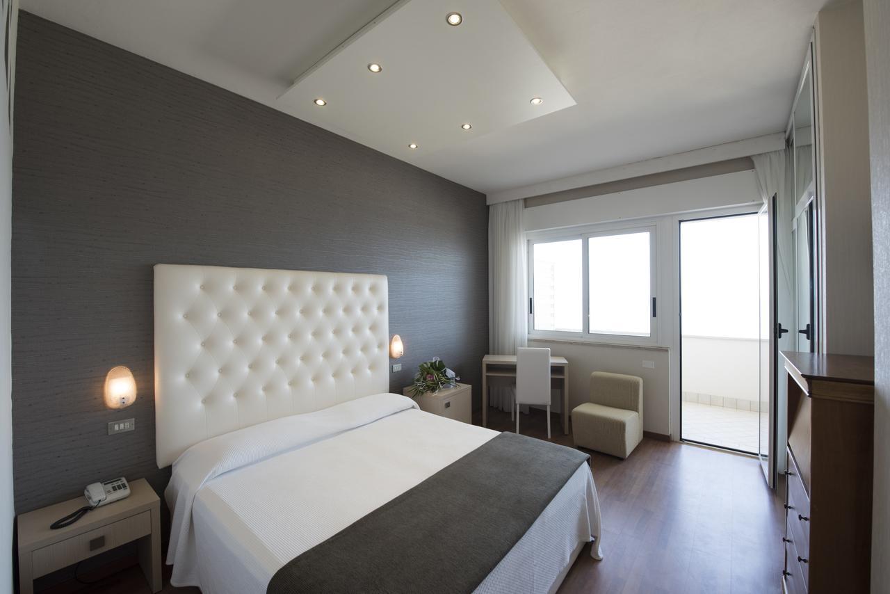 Hotel Benini Milano Marittima Dış mekan fotoğraf