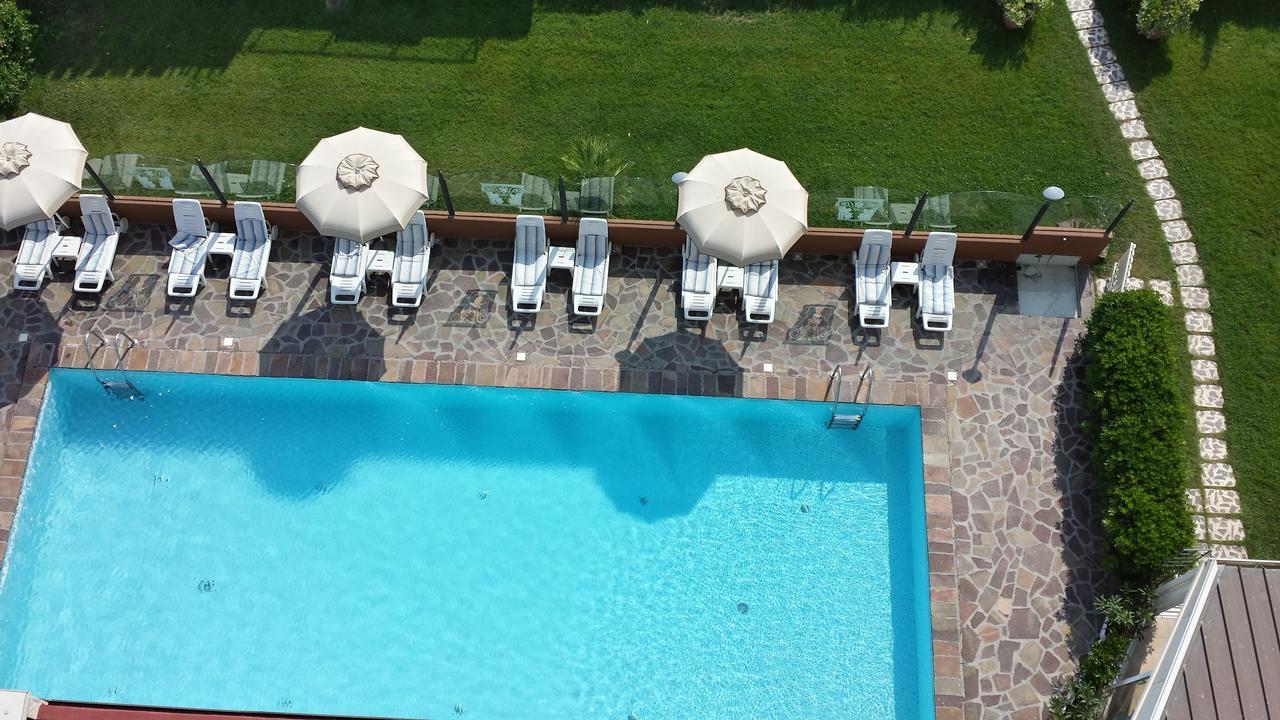 Hotel Benini Milano Marittima Dış mekan fotoğraf